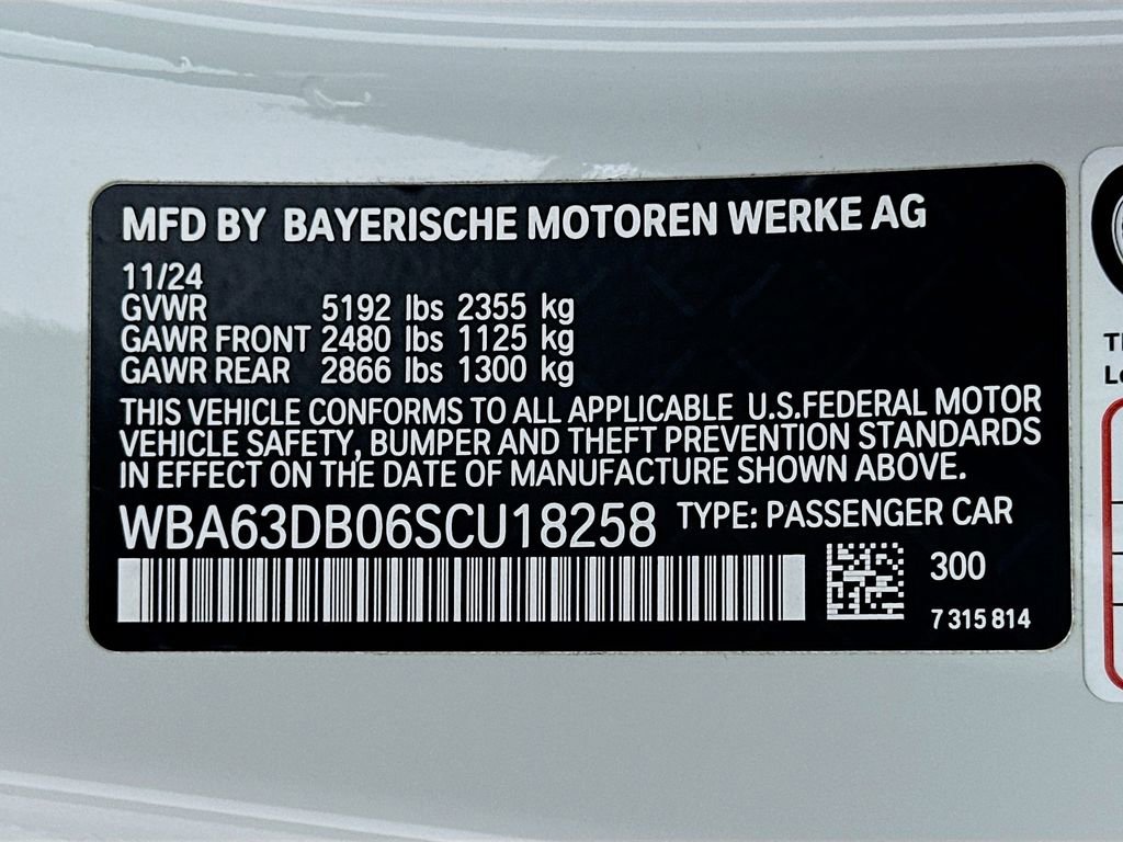 Used 2025 BMW M440i Convertible w/ Premium Package image 32