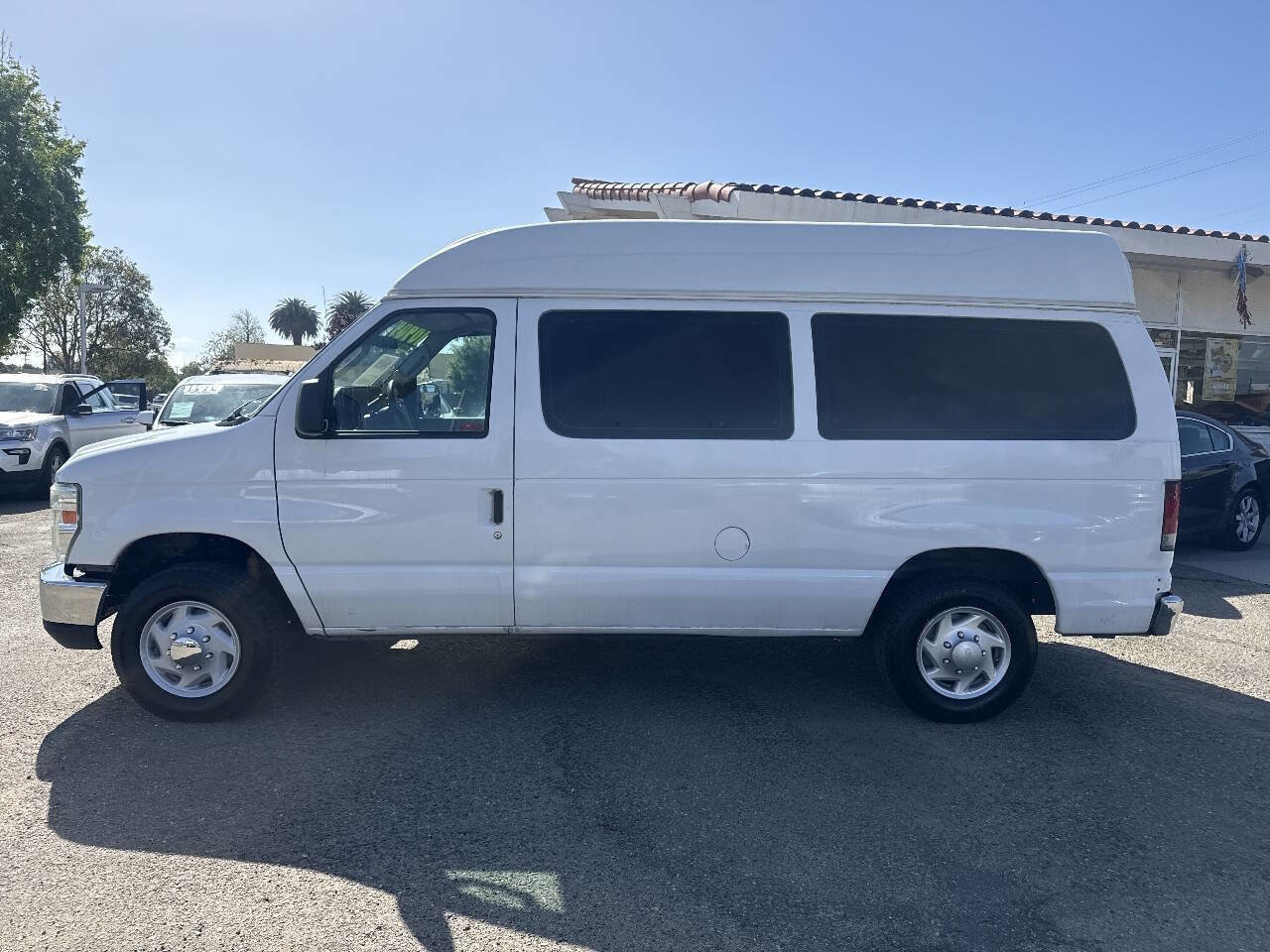 Used 2009 Ford E-150 and Econoline 150 RWD image 3