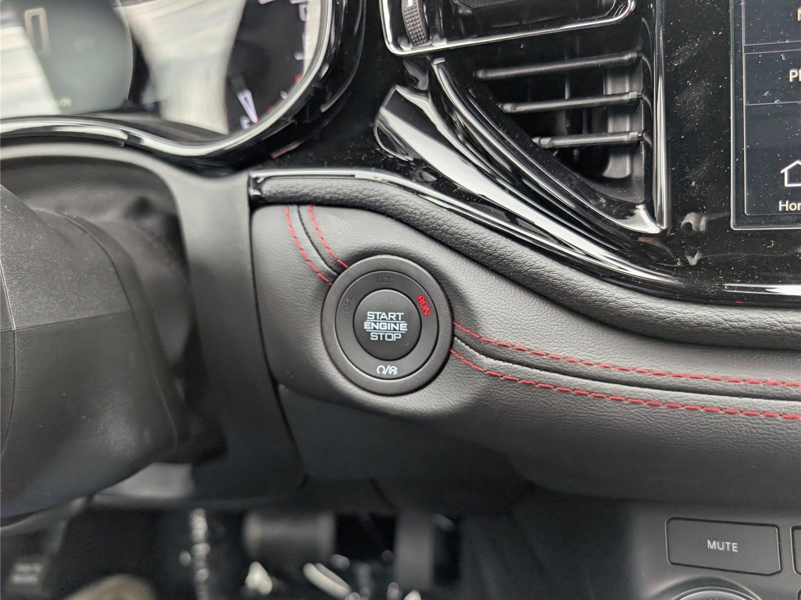 New 2026 Dodge Durango GT w/ Blacktop Package AWD/4WD image 24