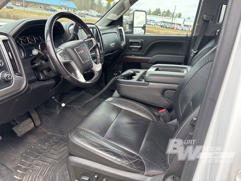 Used 2019 GMC Sierra 2500 SLT w/ Duramax Plus Package image 3