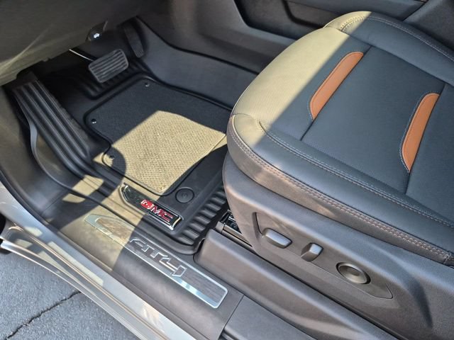 New 2026 GMC Sierra 1500 AT4 w/ LPO, Black Badging Package AWD/4WD image 37