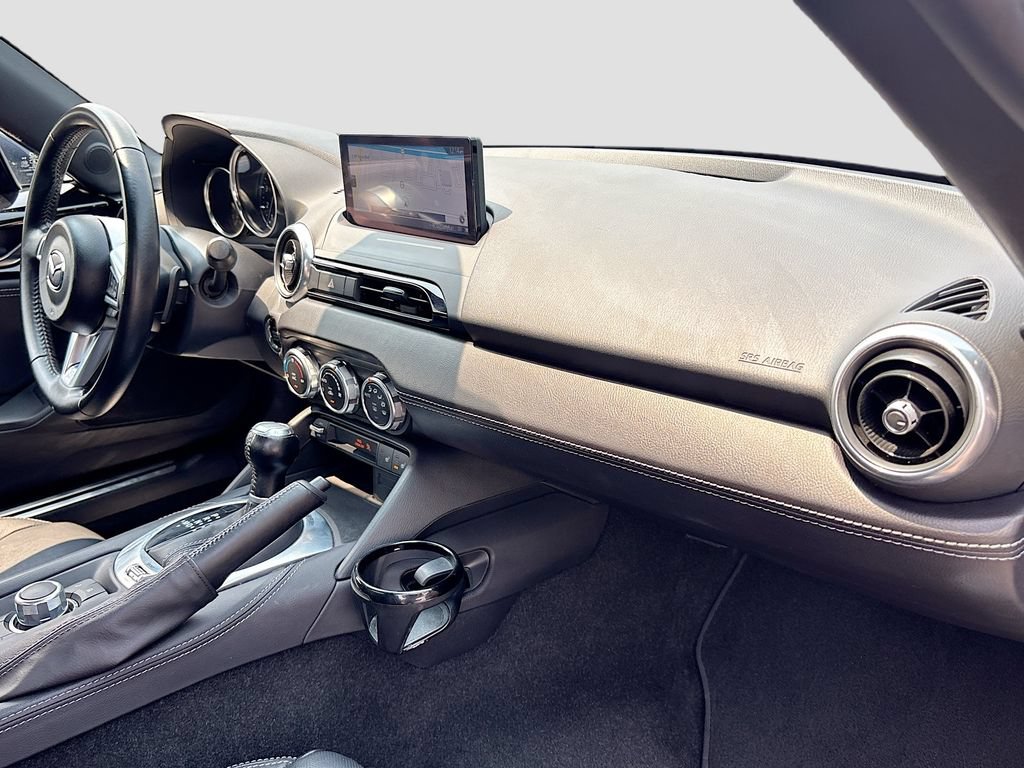 Certified 2025 MAZDA MX-5 Miata RF Grand Touring RWD image 26