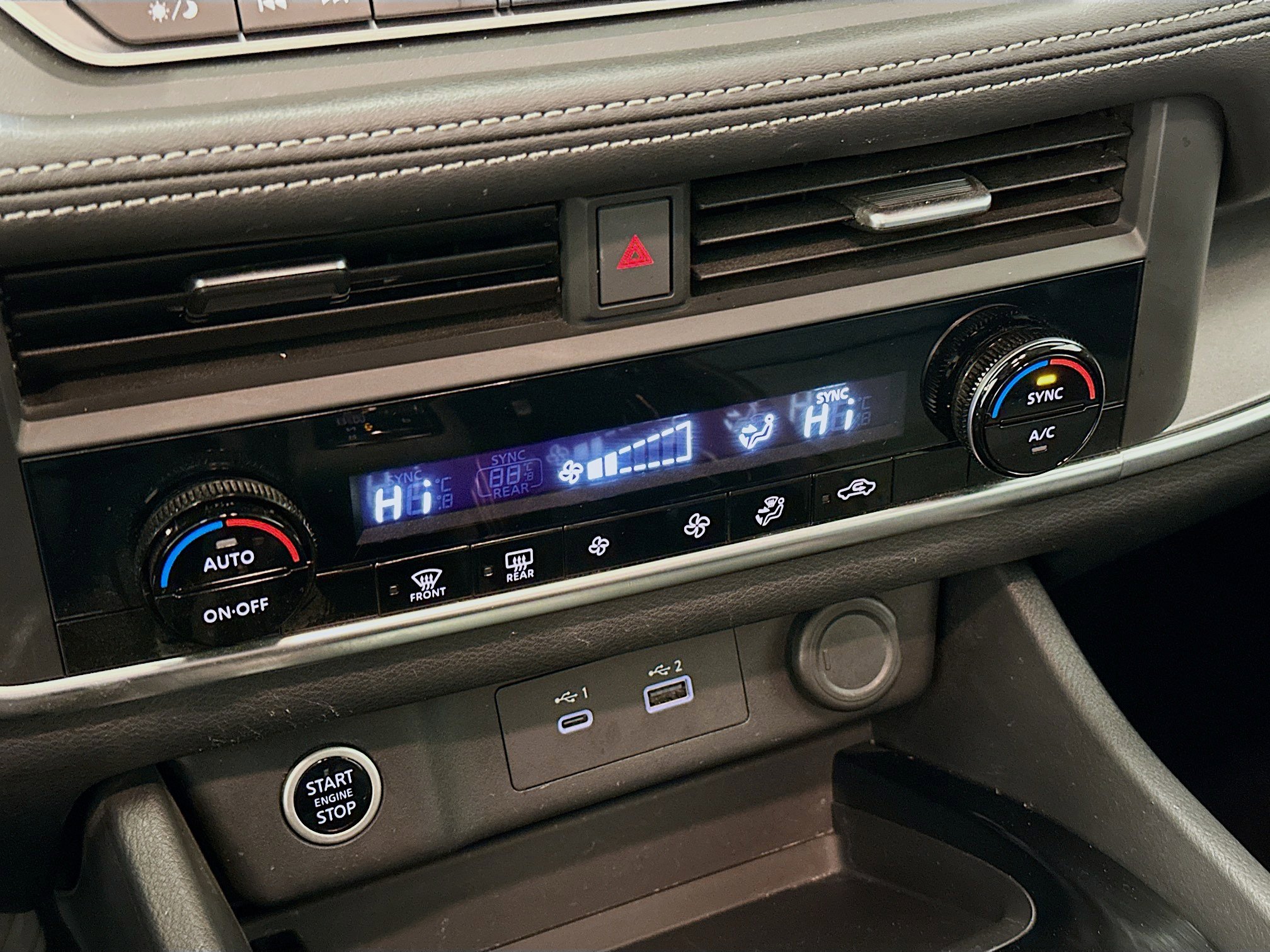 Used 2023 Nissan Rogue SV AWD/4WD image 23