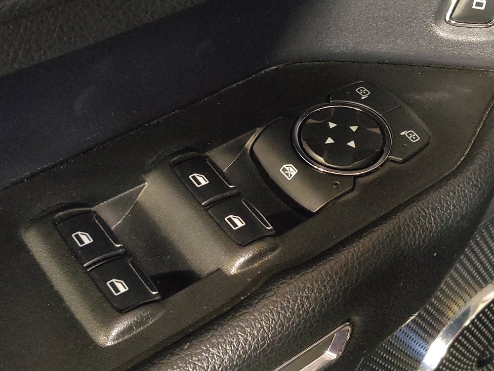 Used 2020 Ford Expedition XLT w/ Black Accent Package RWD image 27