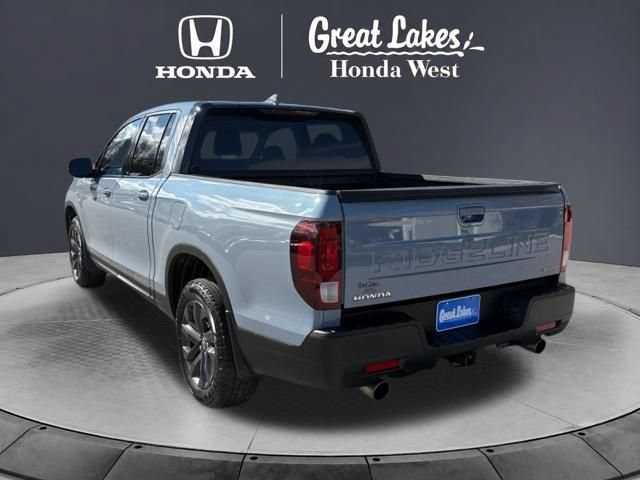 Used 2025 Honda Ridgeline Sport image 4