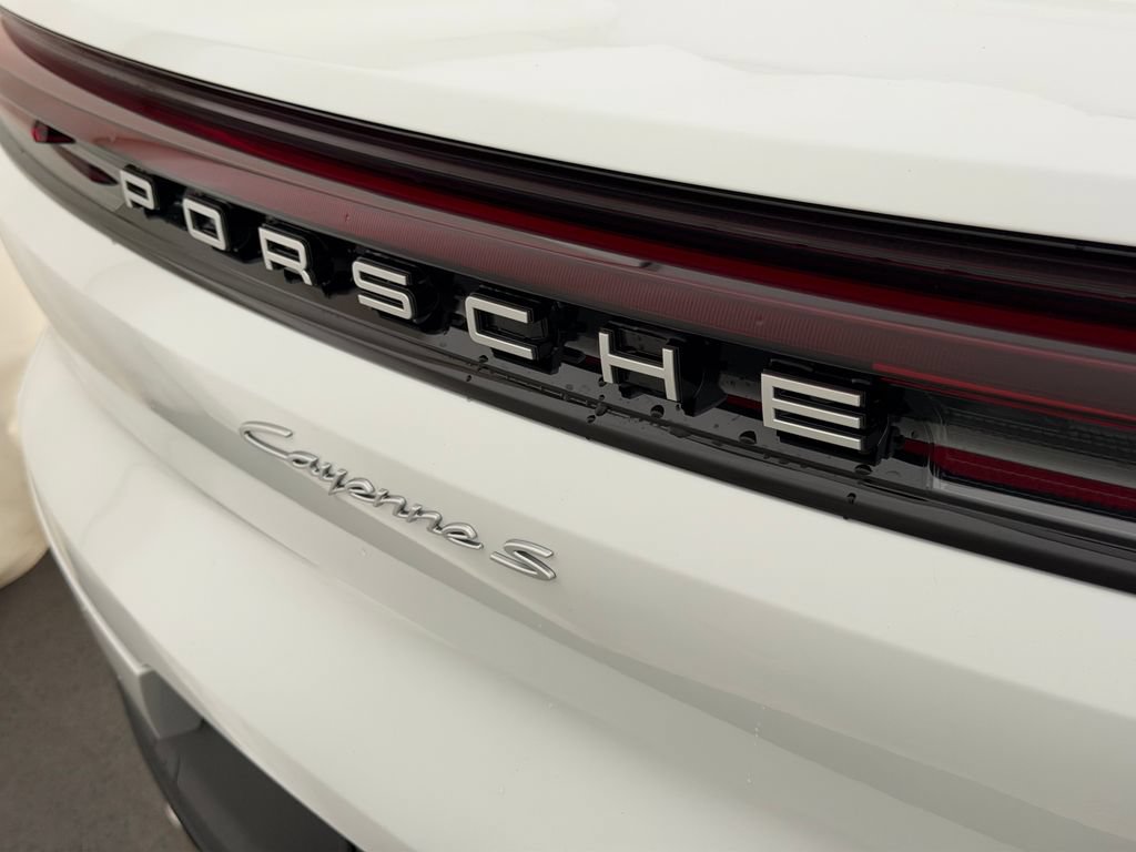 New 2026 Porsche Cayenne S AWD/4WD image 25
