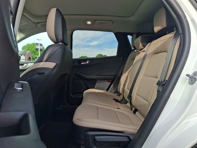 Used 2021 Ford Escape Titanium AWD/4WD image 10