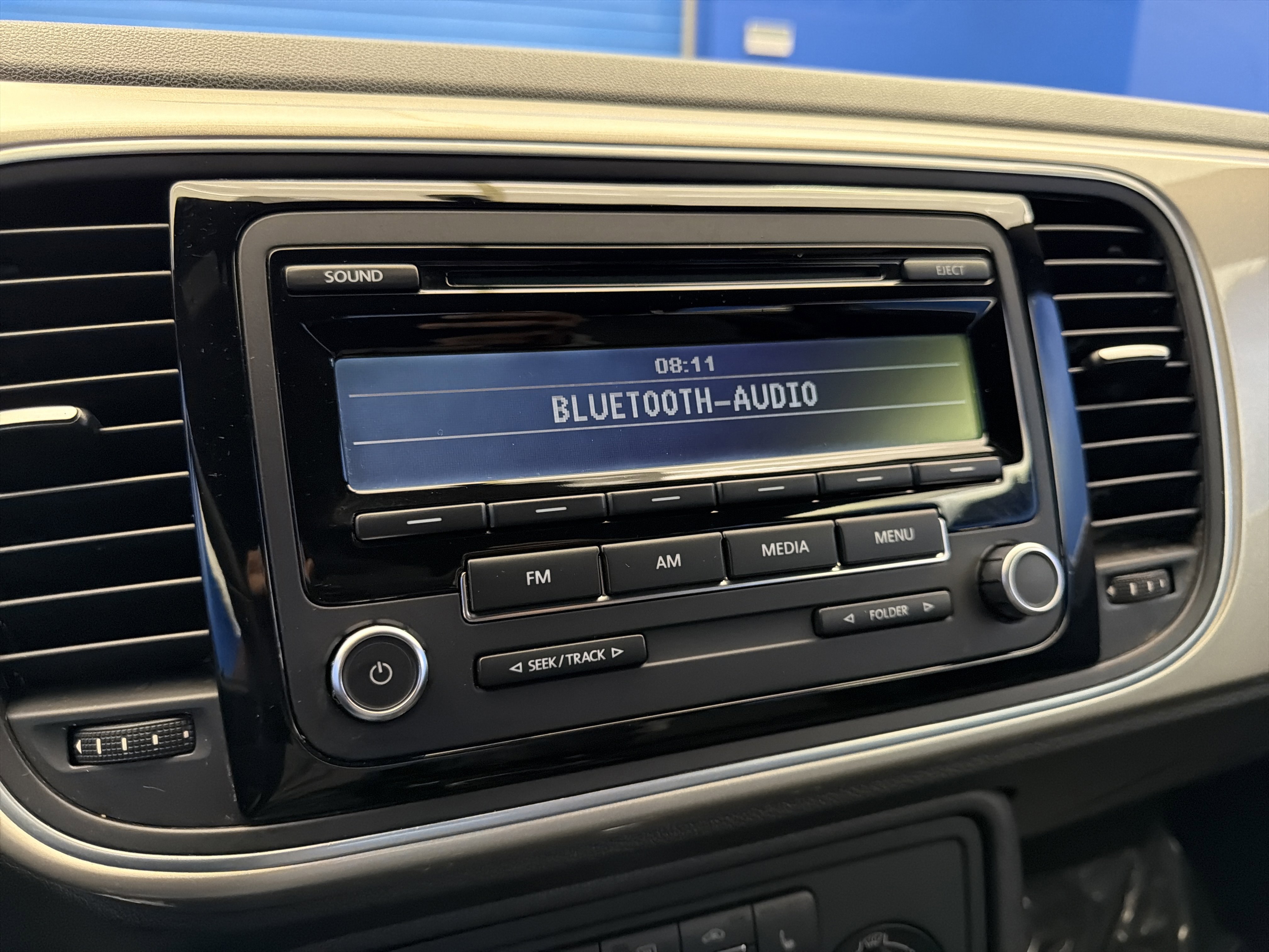 Used 2013 Volkswagen Beetle 2.5 image 16