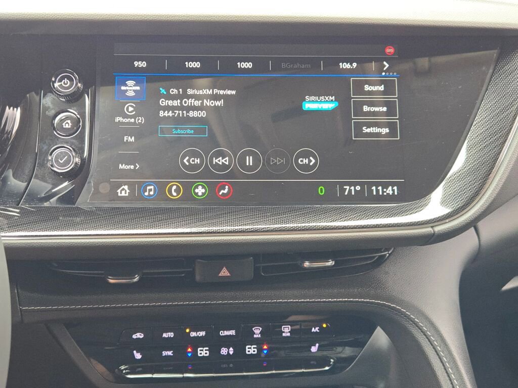 Used 2023 Buick Envision Essence image 25