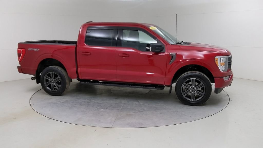 Certified 2022 Ford F150 XLT w/ Equipment Group 302A High image 11