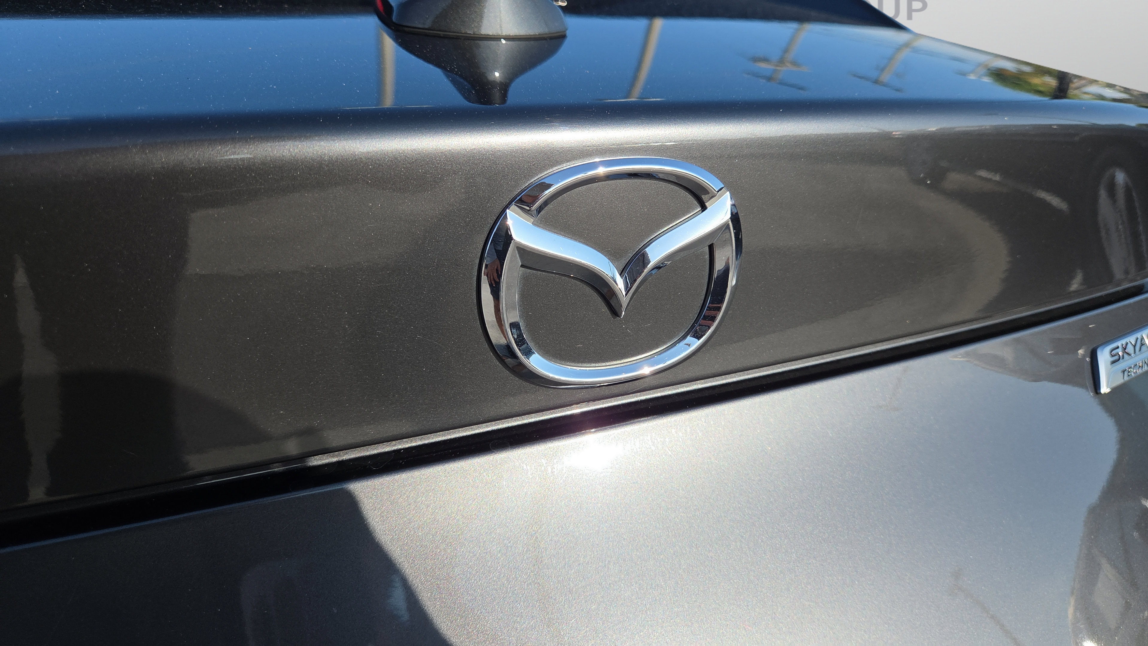Used 2017 MAZDA MX-5 Miata RF Grand Touring RWD image 12