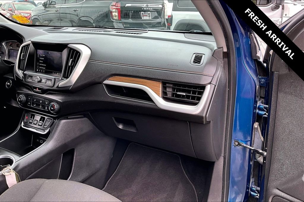 Used 2021 GMC Terrain SLE FWD image 25