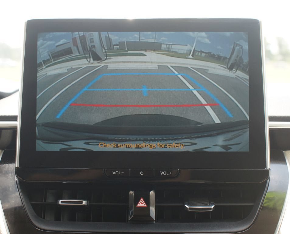 Used 2025 Toyota Corolla XLE FWD image 7