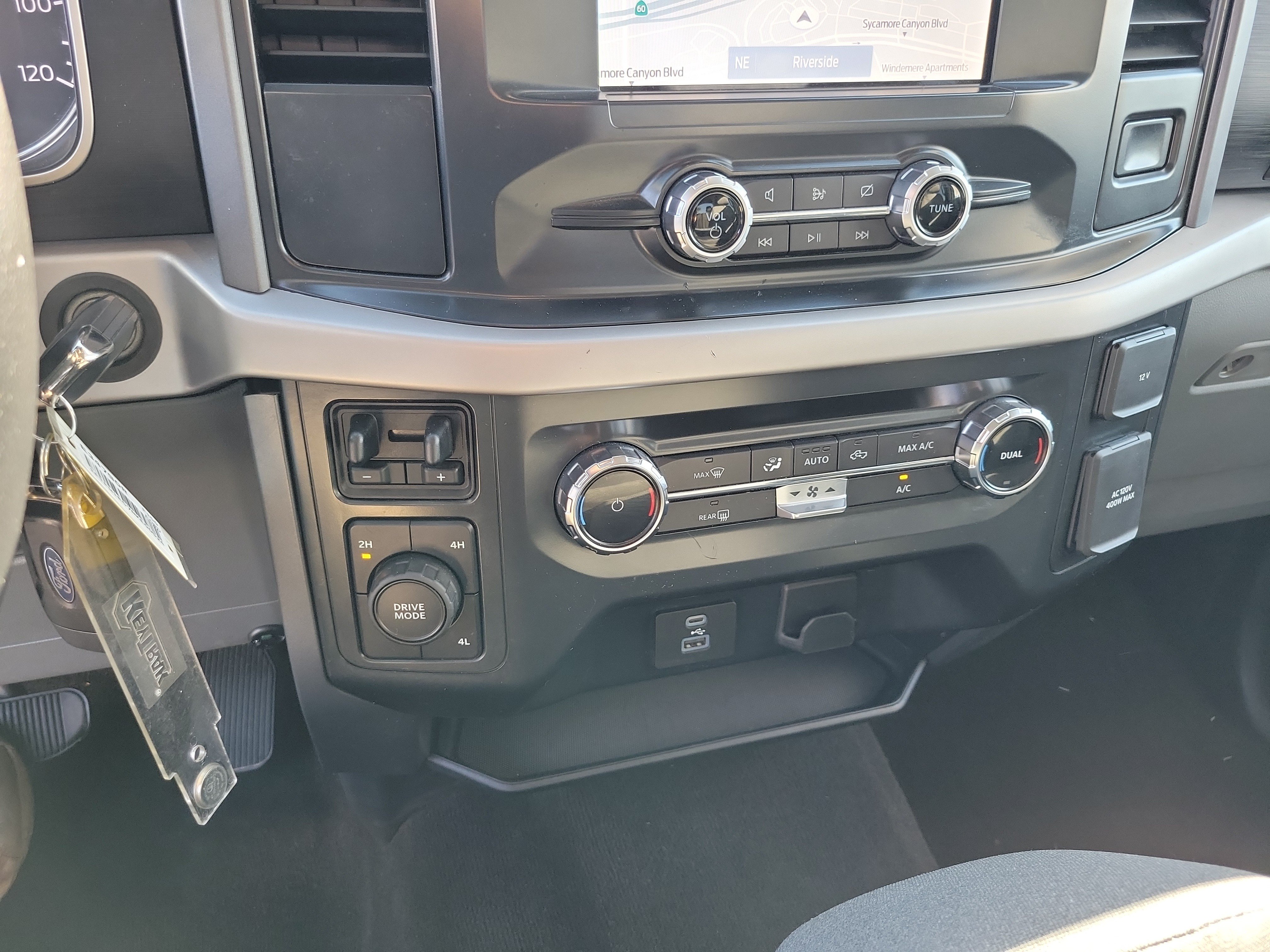 Certified 2022 Ford F150 XLT w/ Equipment Group 301A Mid AWD/4WD image 9