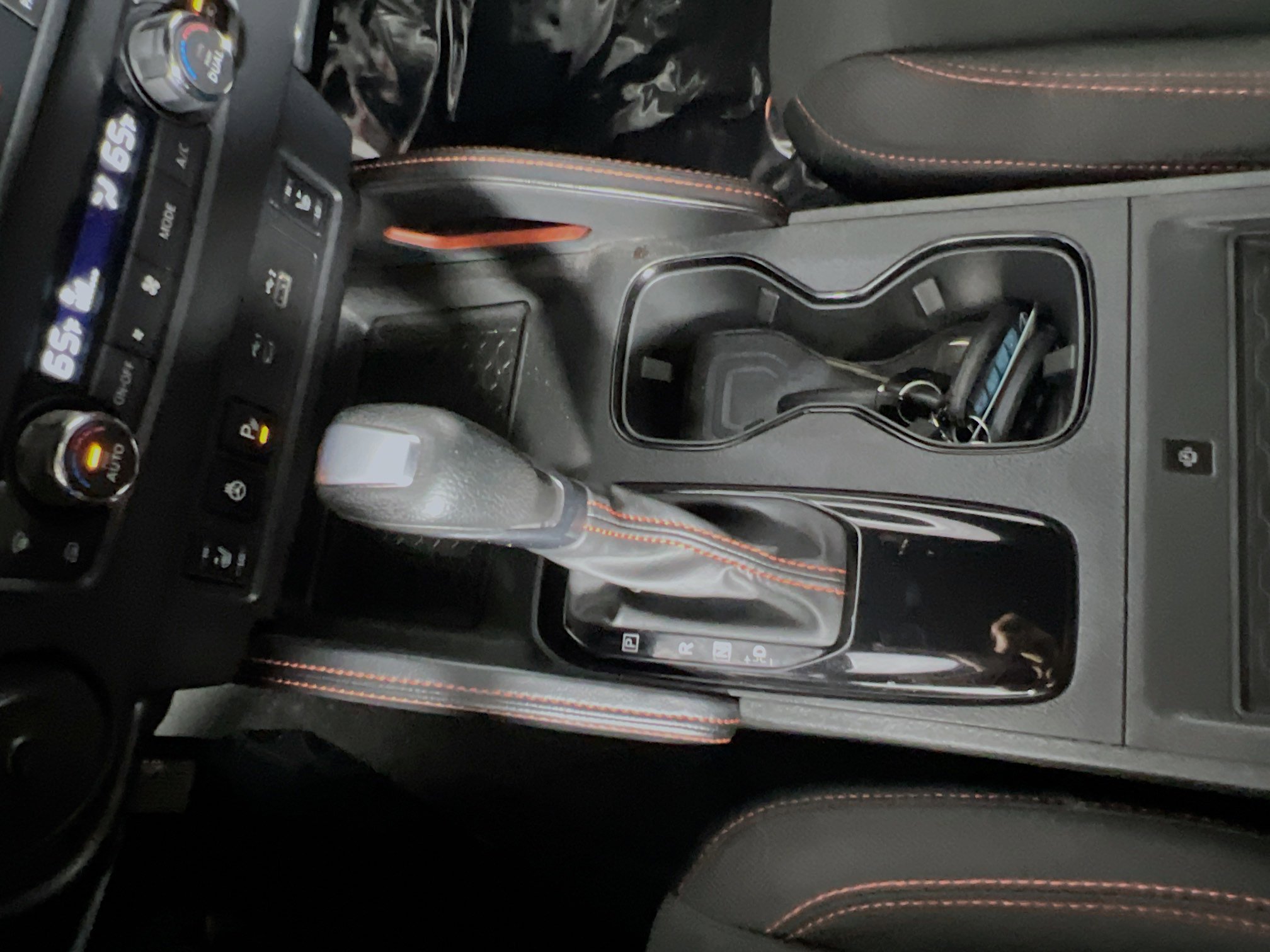 Used 2024 Nissan Frontier Pro-X w/ Pro Convenience Package image 25