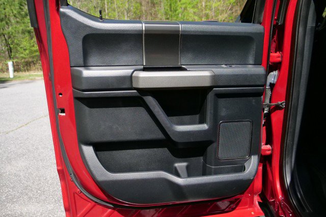 Used 2020 Ford F150 Raptor w/ Equipment Group 802A Luxury image 33