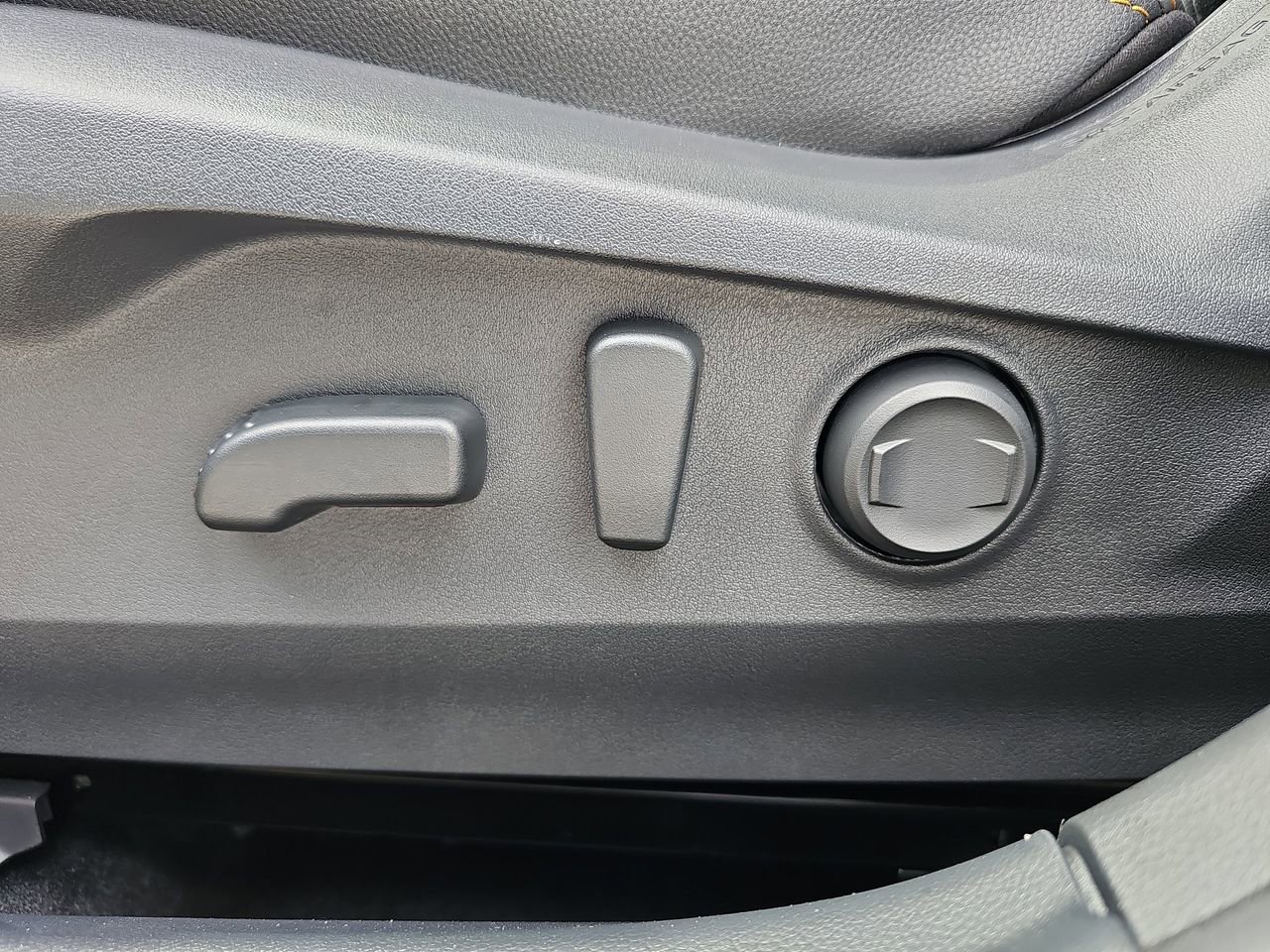 Used 2025 Subaru Outback Wilderness AWD/4WD image 35