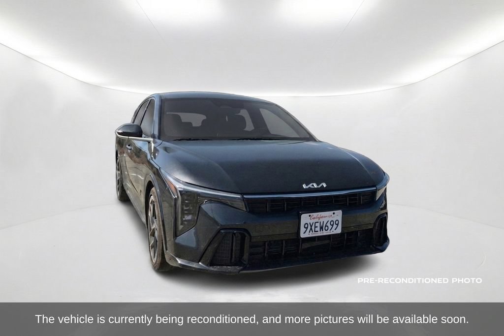 Used 2025 Kia K4 GT-Line FWD image 3