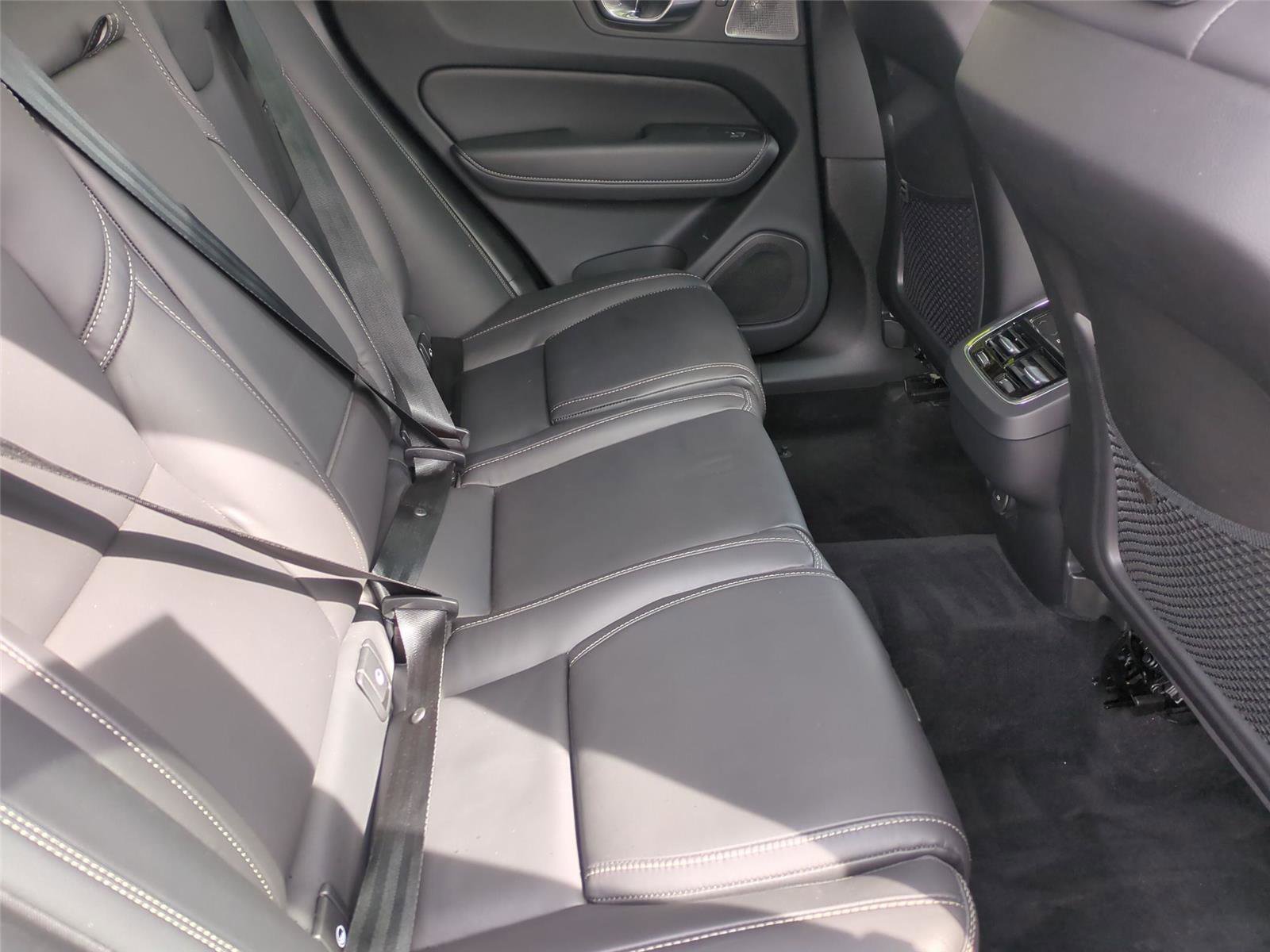 Certified 2023 Volvo XC60 B5 Ultimate AWD/4WD image 19
