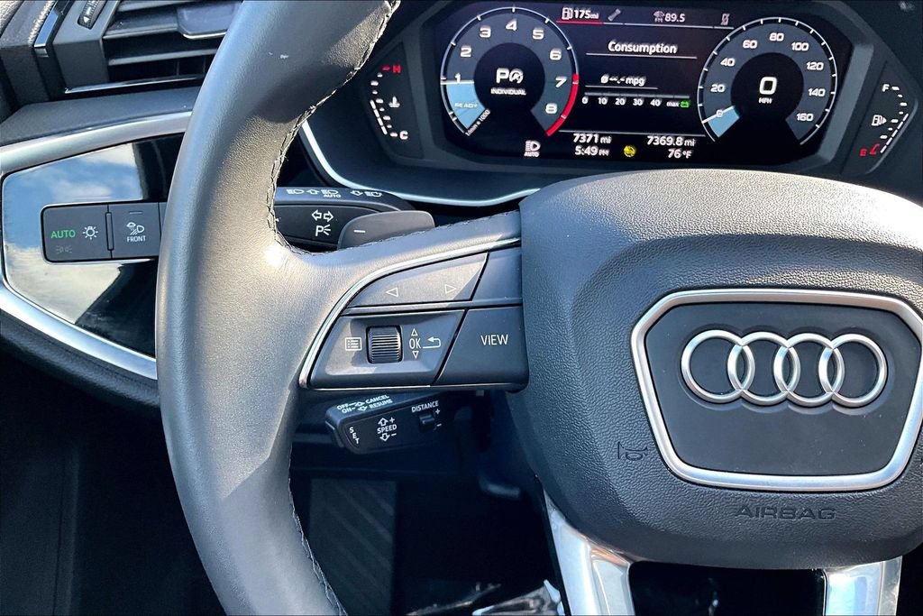 Used 2024 Audi Q3 2.0T Premium AWD/4WD image 11