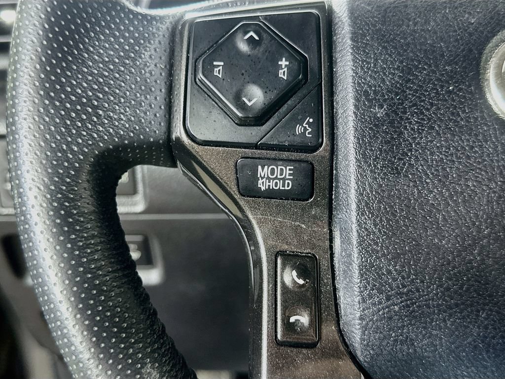 Used 2022 Toyota 4Runner TRD Off-Road Premium AWD/4WD image 24