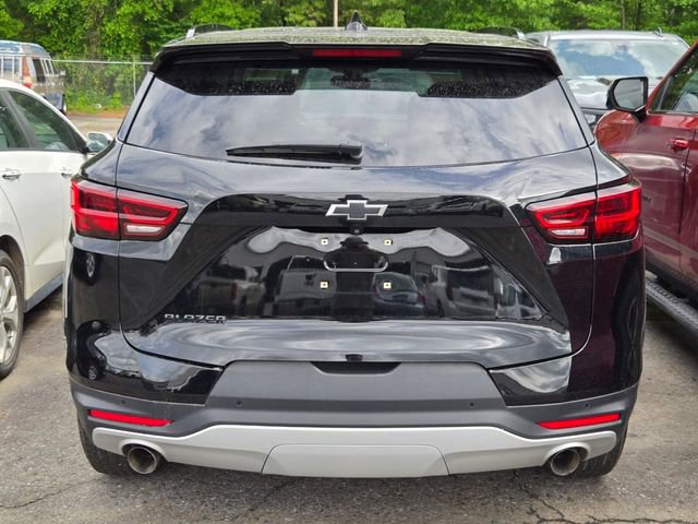 Used 2024 Chevrolet Blazer LT w/ Midnight/Sport Edition image 5