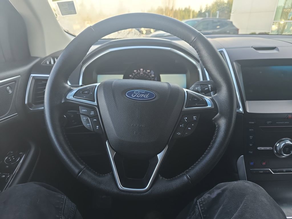Used 2019 Ford Edge Titanium w/ Equipment Group 301A image 13