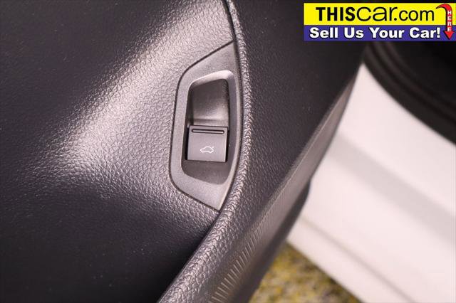Used 2021 Volkswagen Passat 2.0T SE w/ Luggage Net & Mats Package FWD image 32