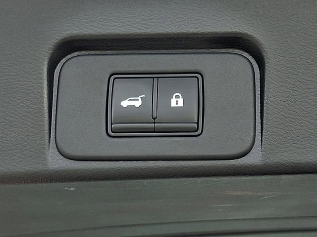 Used 2022 Nissan Rogue SL w/ SL Premium Package image 33