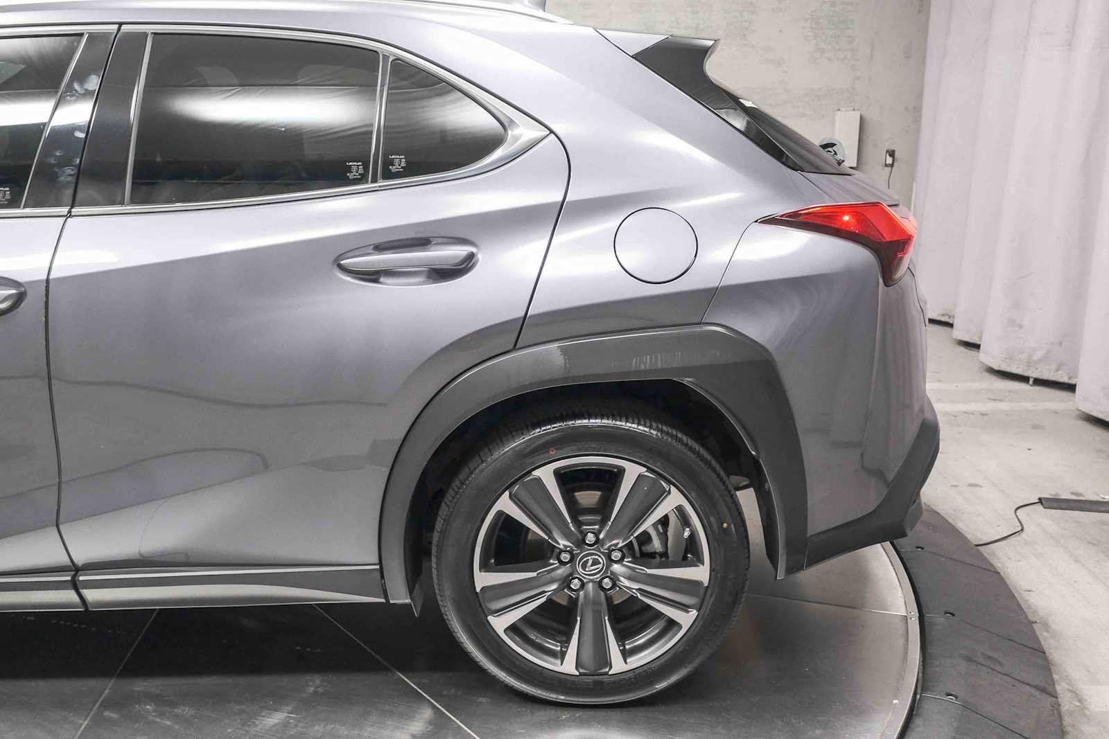 Used 2020 Lexus UX 200 w/ Accessory Package 2 FWD image 8