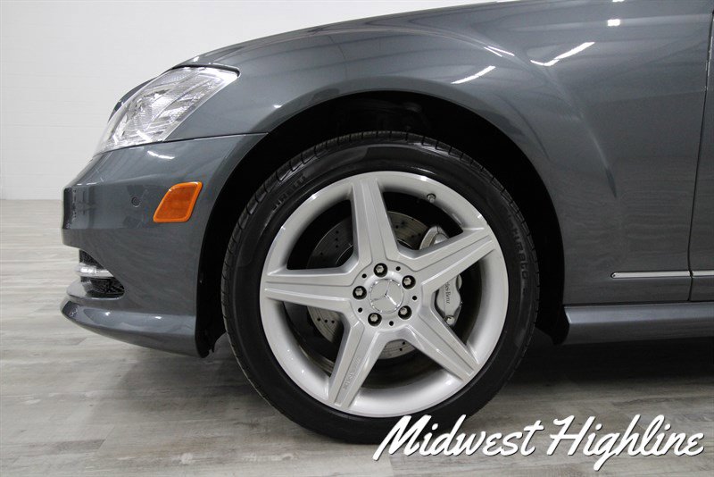 Used 2010 Mercedes-Benz S 550 4MATIC image 8