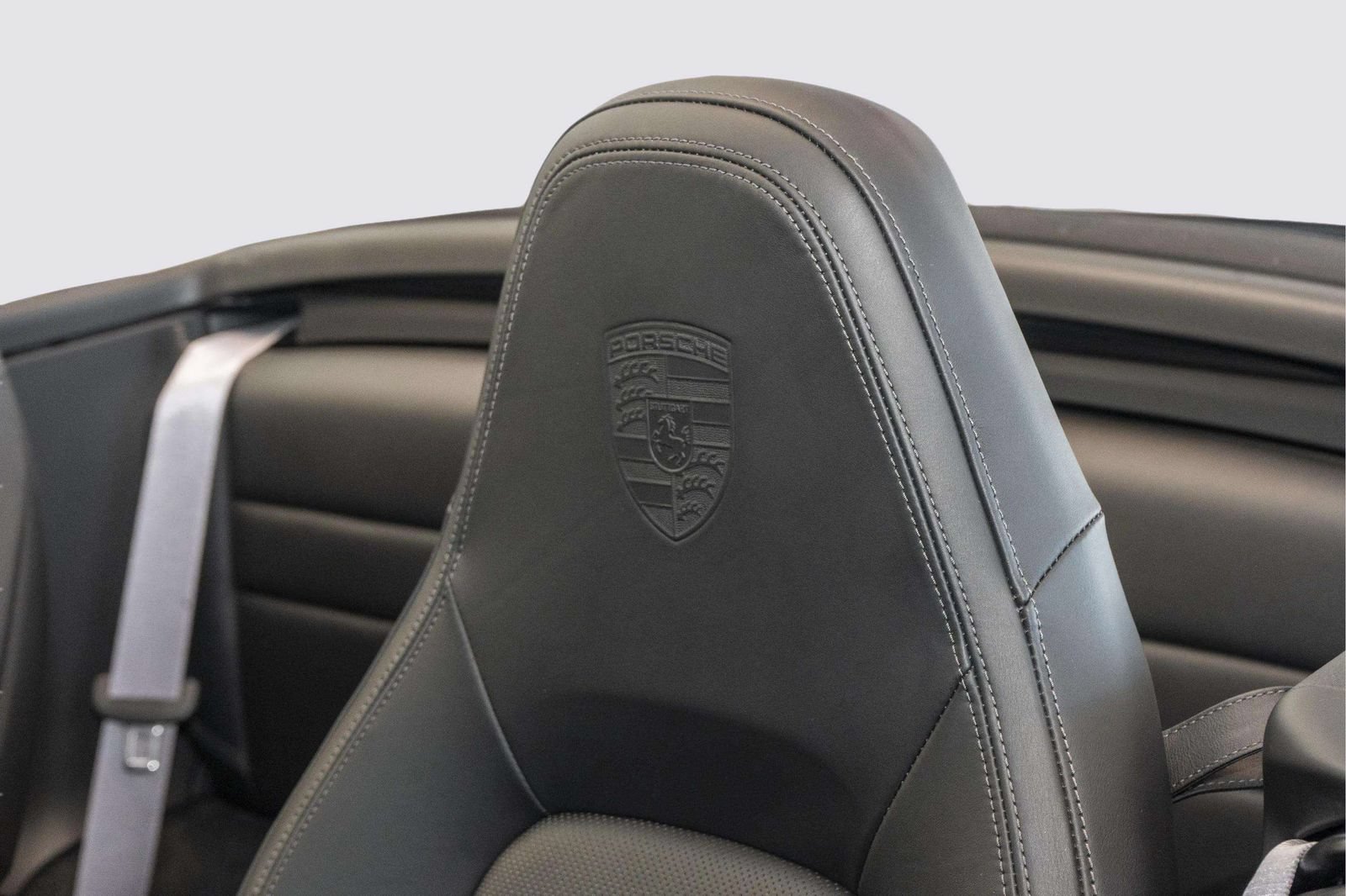 Used 2020 Porsche 911 Carrera 4S AWD/4WD image 23