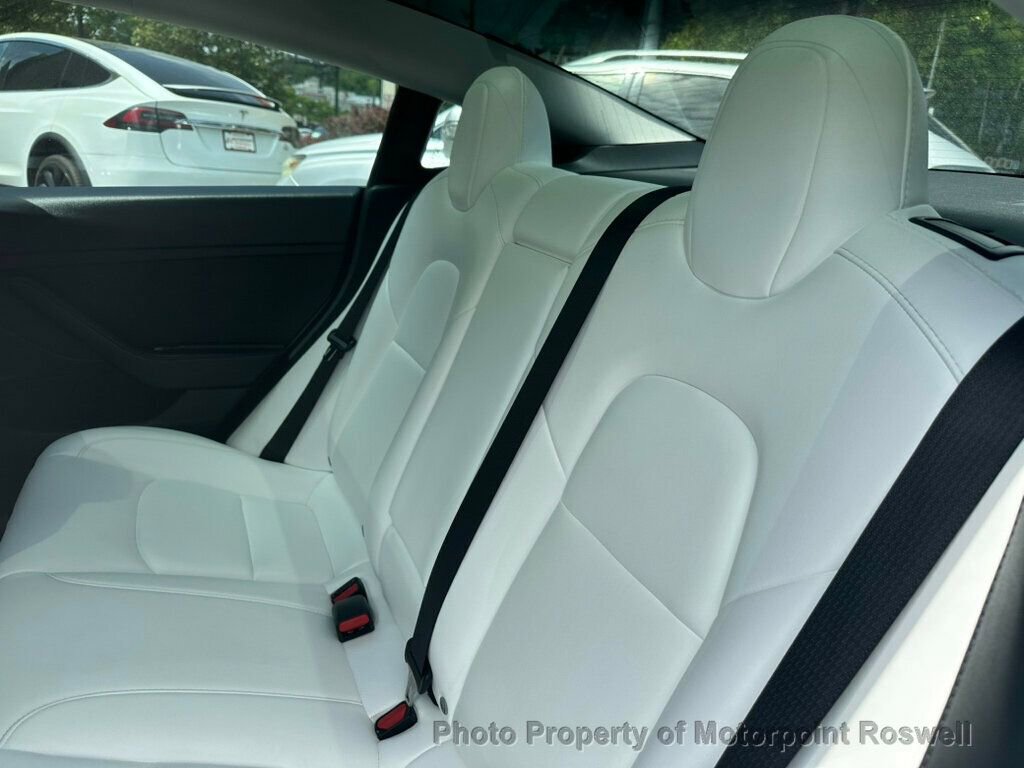 Used 2022 Tesla Model 3 Performance AWD/4WD image 17