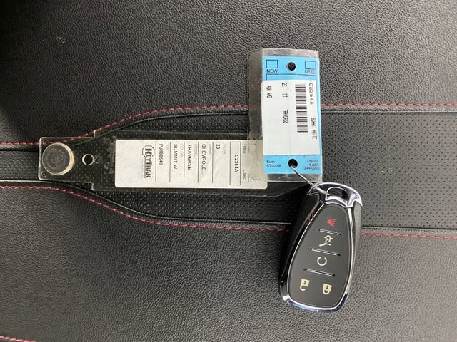 Certified 2023 Chevrolet Traverse RS image 32