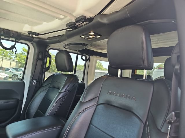 Used 2023 Jeep Wrangler Unlimited Sahara w/ Cold Weather Group AWD/4WD image 14