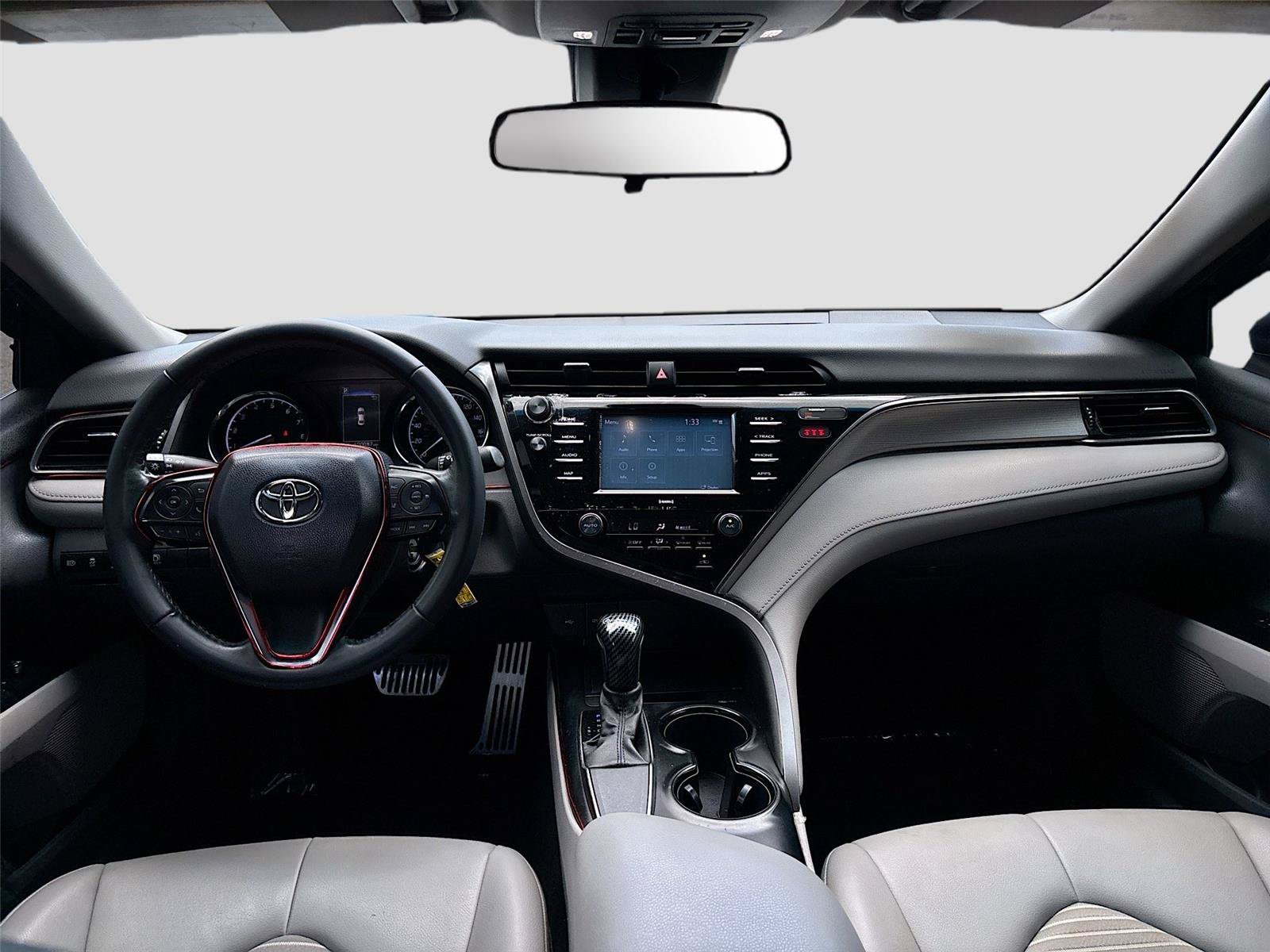 Used 2020 Toyota Camry SE FWD image 22
