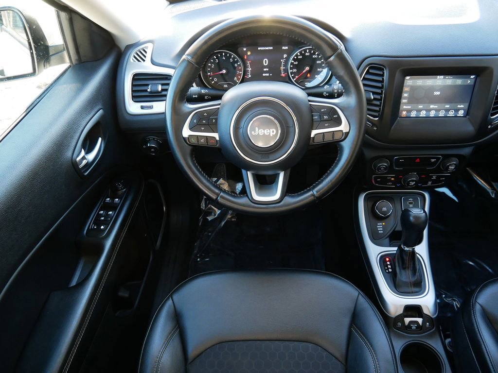 Used 2018 Jeep Compass Latitude w/ Popular Equipment Group image 12