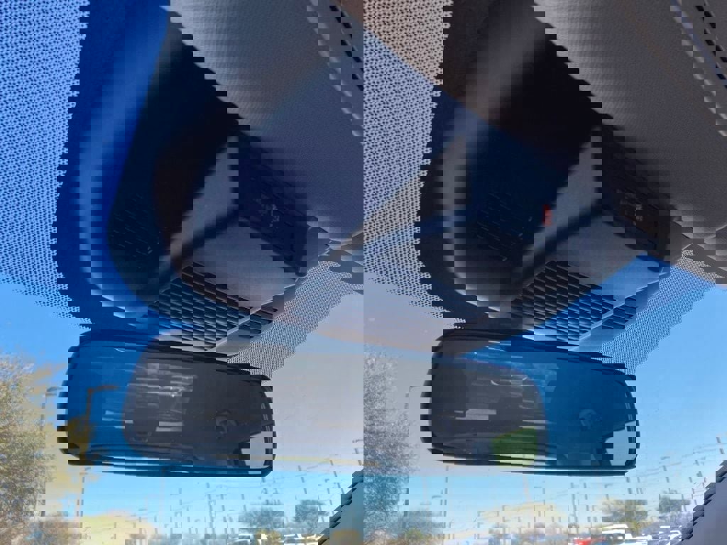 Used 2023 Nissan Rogue SV image 29