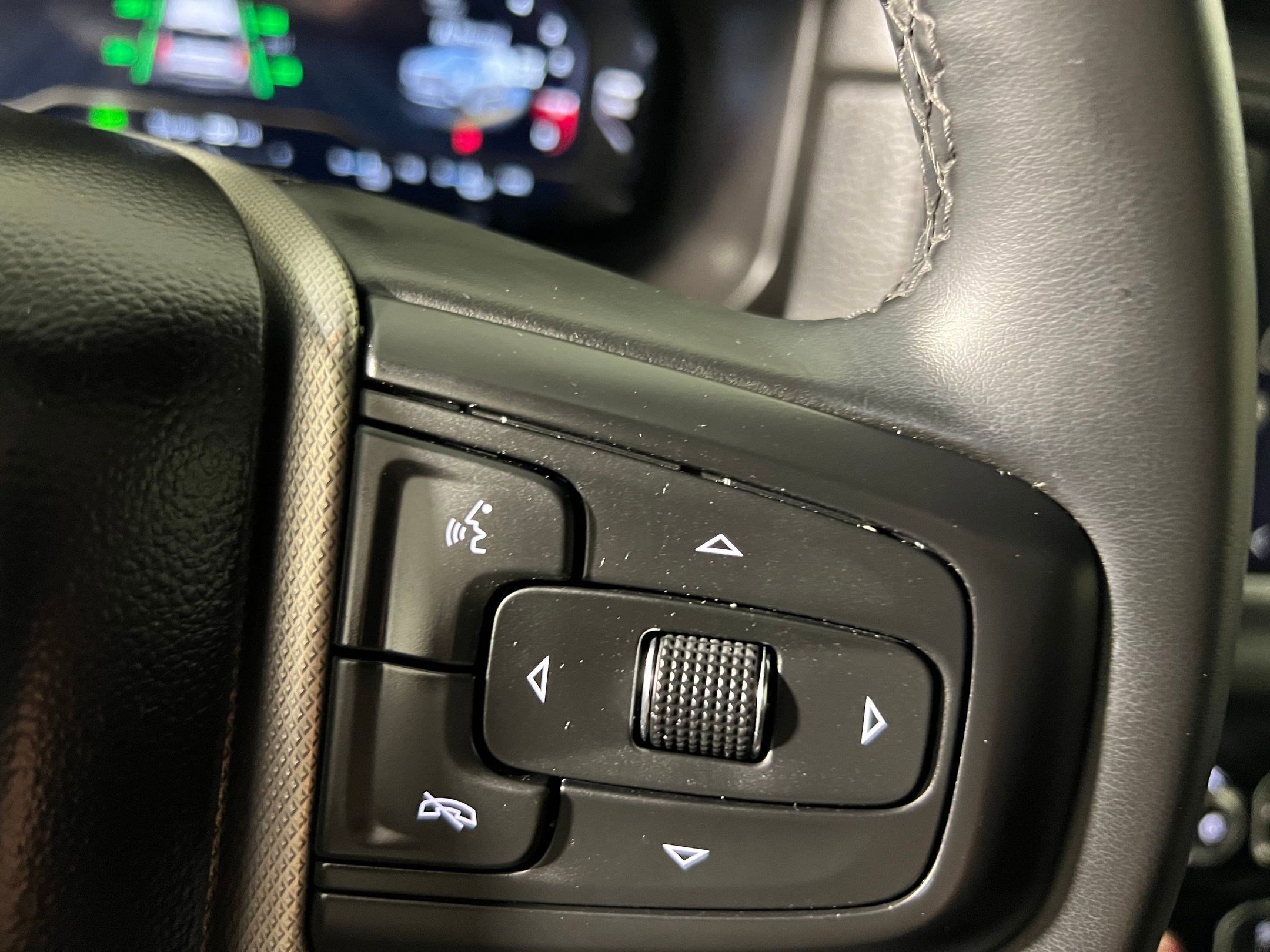 Used 2024 GMC Yukon Denali image 27