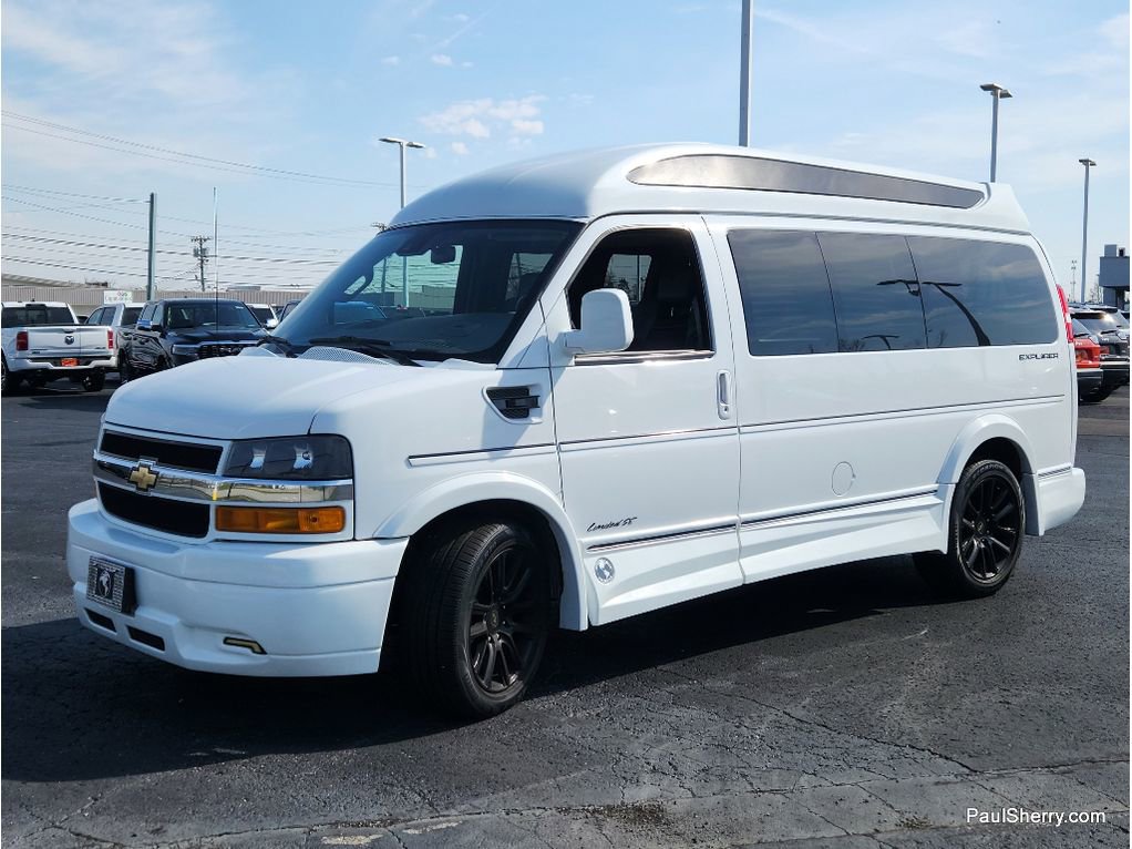 Used 2021 Chevrolet Express 2500 LS w/ Enhanced Convenience Package image 26
