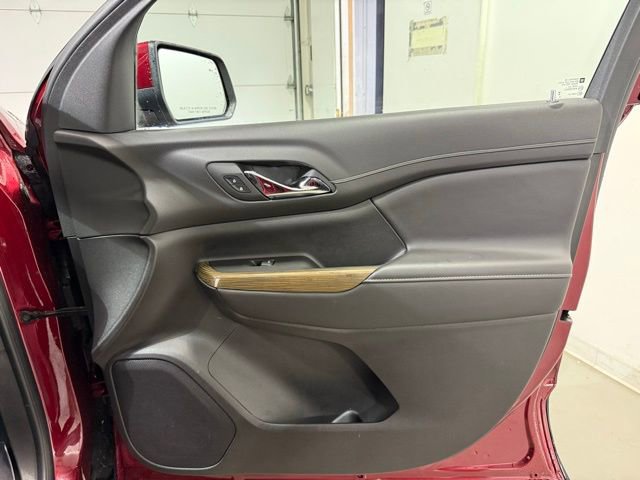 Certified 2023 GMC Acadia SLE w/ Driver Convenience Package image 28