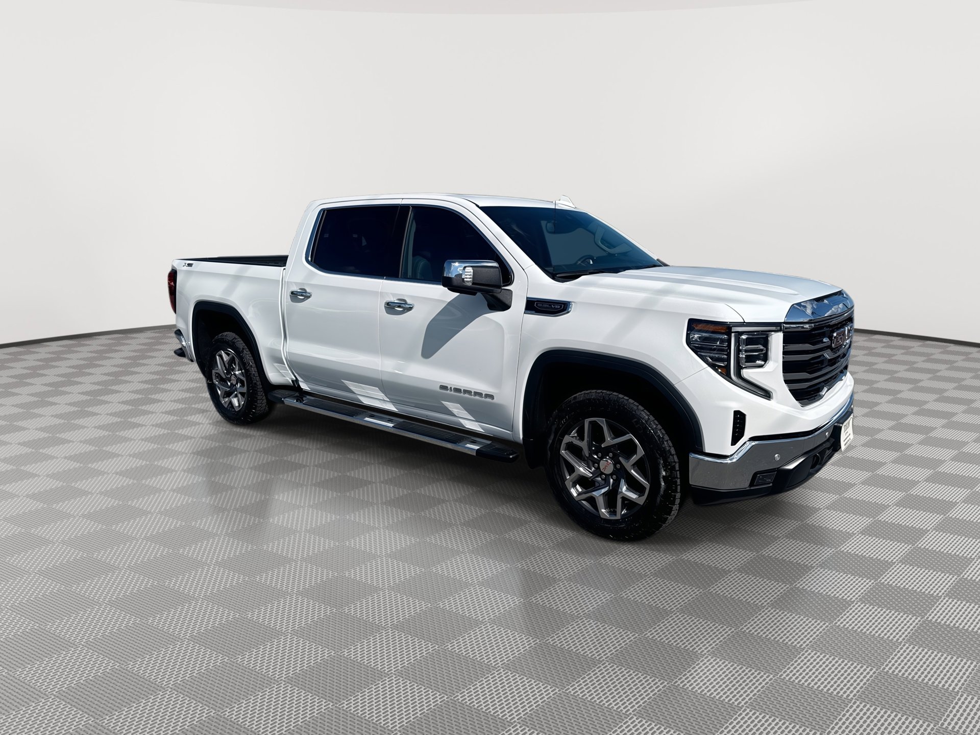 New 2026 GMC Sierra 1500 SLT w/ SLT Premium Plus Package AWD/4WD image 2