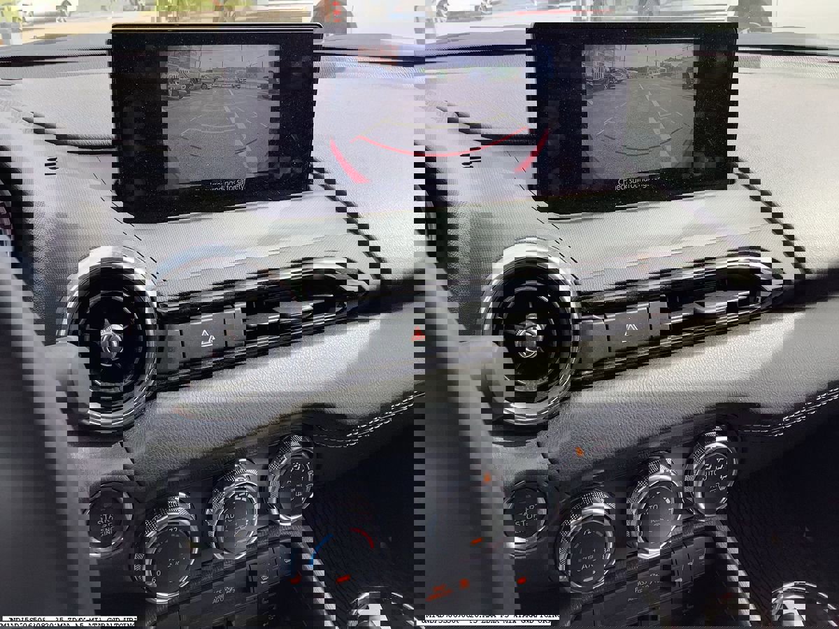 Used 2025 MAZDA MX-5 Miata Grand Touring image 10