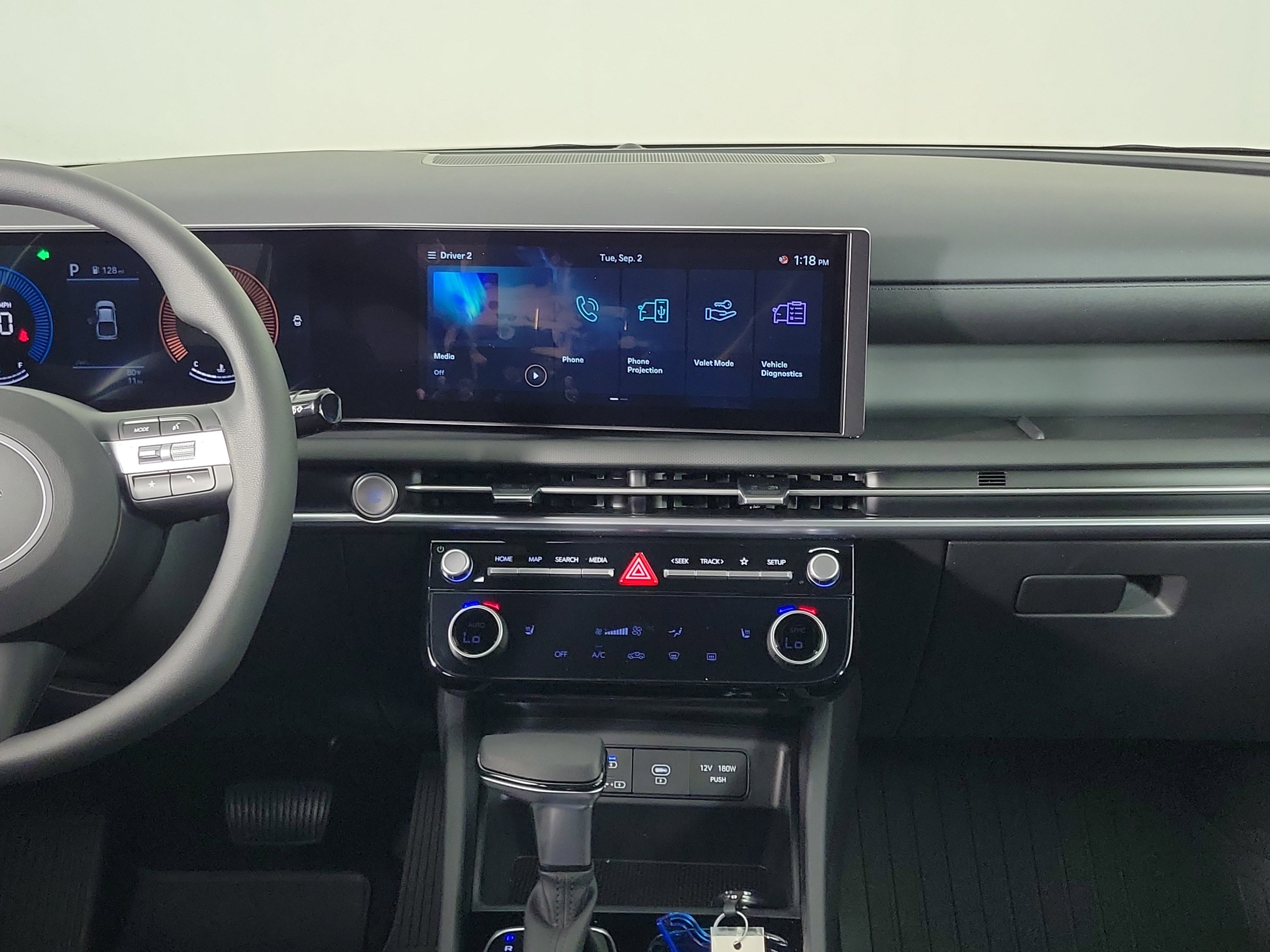 New 2025 Hyundai Santa Cruz SEL image 9