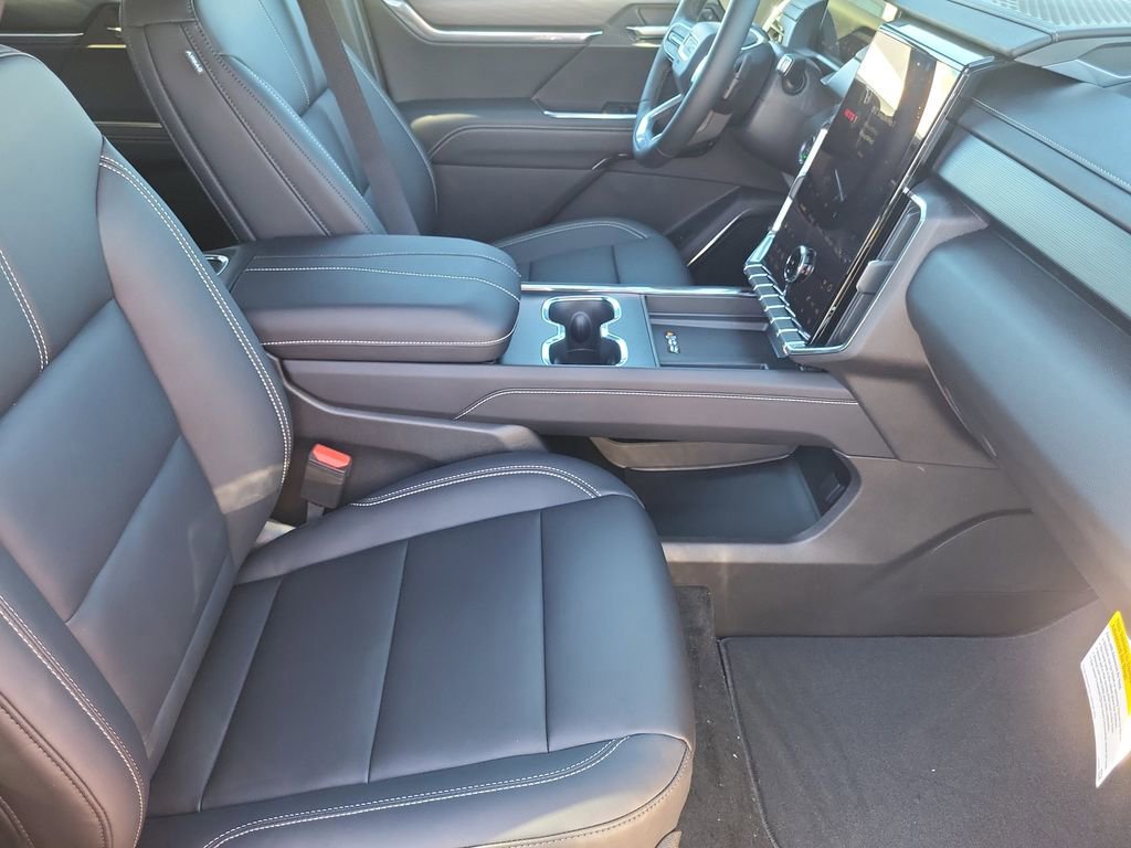 New 2026 GMC Acadia Elevation w/ Black Edition image 10