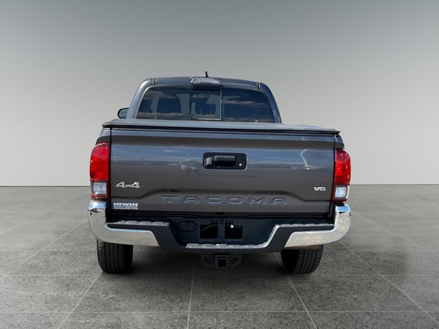Used 2021 Toyota Tacoma SR5 AWD/4WD image 3