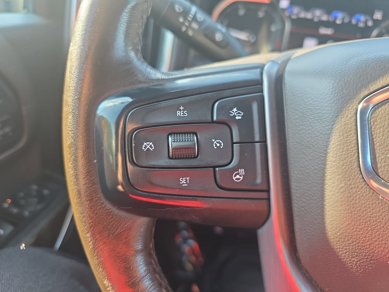 Used 2020 GMC Sierra 2500 Denali w/ Denali Ultimate Package AWD/4WD image 16