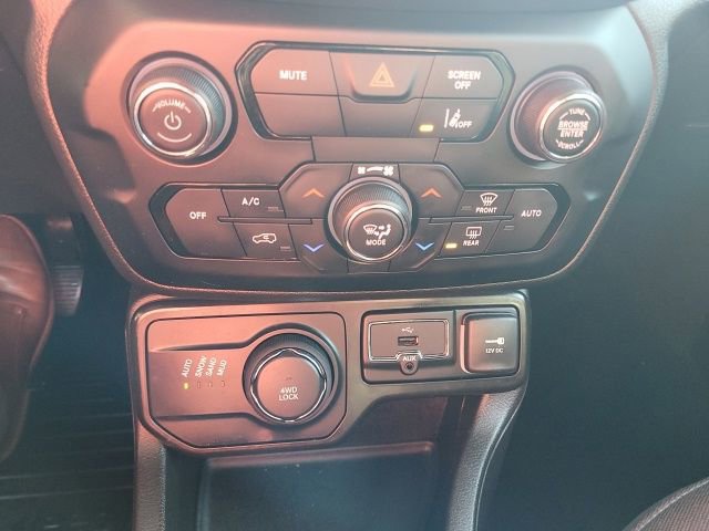 Used 2022 Jeep Renegade Altitude image 21