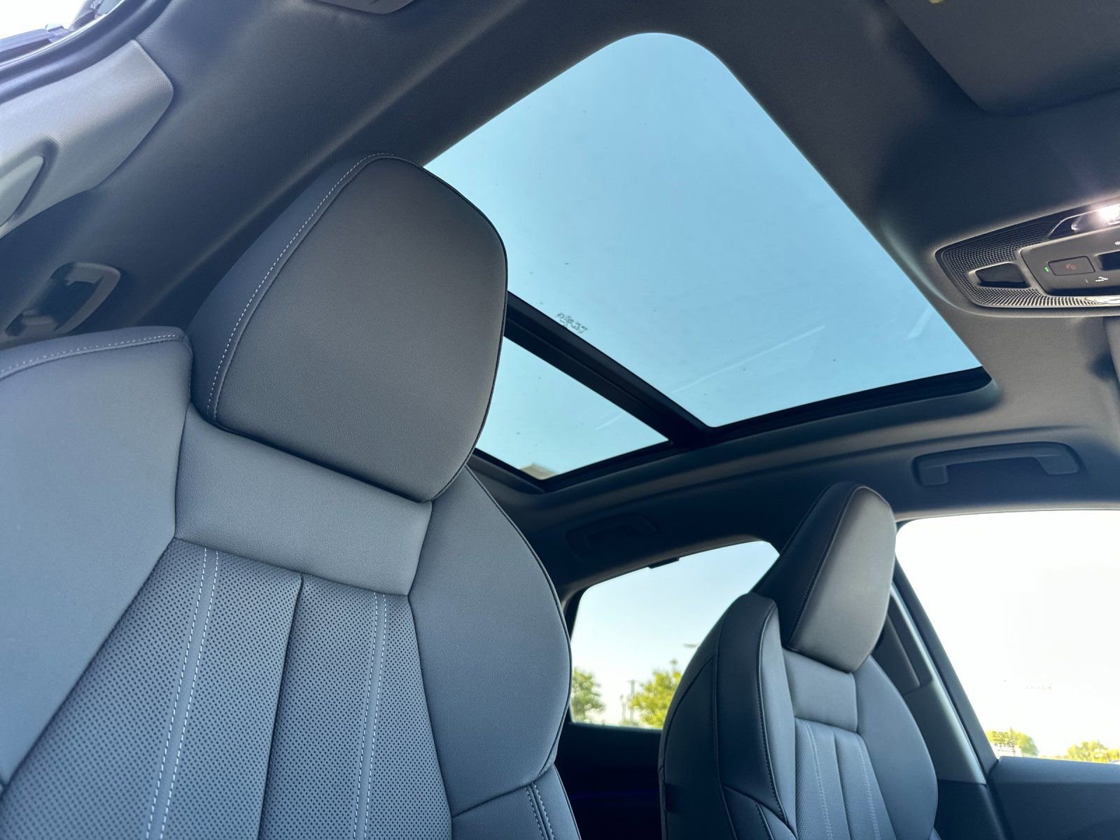 New 2025 Audi Q5 Premium Plus AWD/4WD image 14
