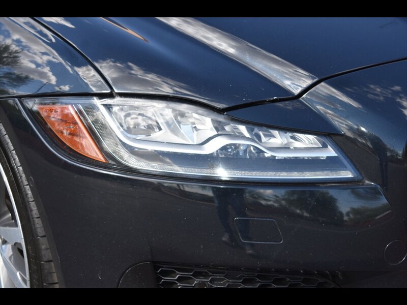 Used 2018 Jaguar XF First Edition AWD/4WD image 46